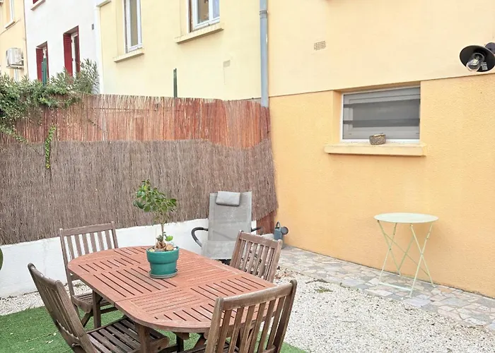 St Cyprien Superbe Maison Familiale Proche